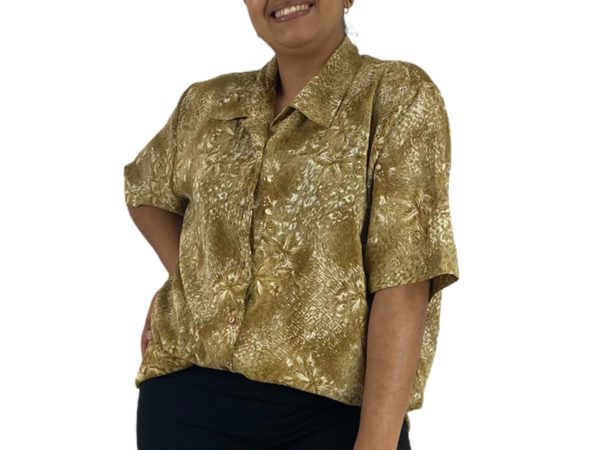 Camisa Mujer Mangas Cortas Color Crema con estampado en flores cremas "Notations"